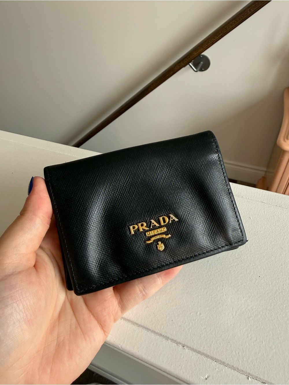 Prada Vintage Black Flap Leather Compact Card Case with Gold Logo - Picture 2 of 9